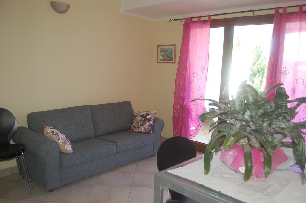 Relax Al Mare Apartment Olbia Ruang foto